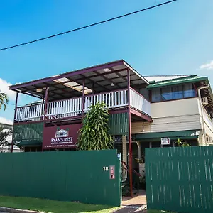 https://ryans-rest-boutique-accommodation.cairnshotels4all.com